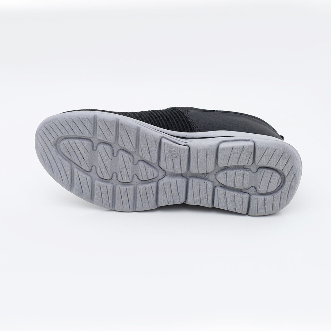 N-704 Black Shoes